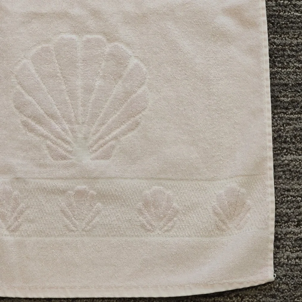 VTG Cannon Large Hand Towel Sea Shell‎ Pink Cotton